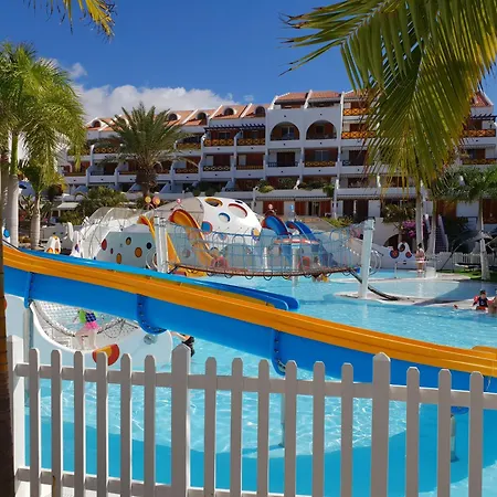 شقة Beachfront Duplex No 4 With Heated Pool, Close To Sea And Beach, Aircondition, Balcony, Wifi