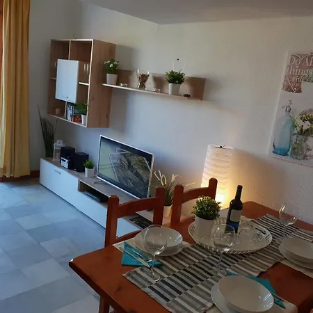 شقة Beachfront Duplex No 4 With Heated Pool, Close To Sea And Beach, Aircondition, Balcony, Wifi بلايا ذي لاس أميريكاس