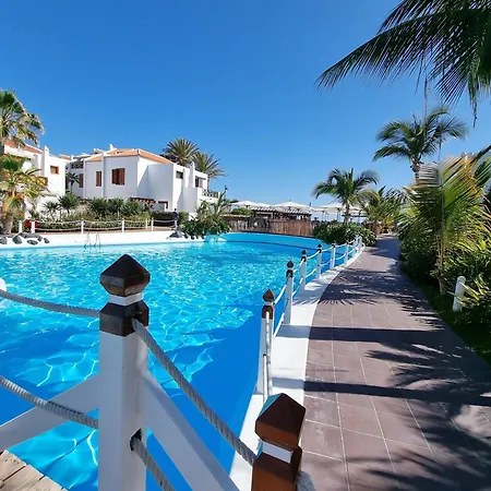 شقة Beachfront Duplex No 4 With Heated Pool, Close To Sea And Beach, Aircondition, Balcony, Wifi بلايا ذي لاس أميريكاس