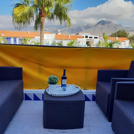 شقة Beachfront Duplex No 4 With Heated Pool, Close To Sea And Beach, Aircondition, Balcony, Wifi