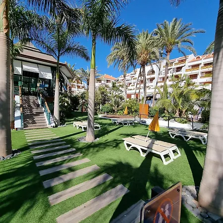 Beachfront Duplex No 4 With Heated Pool, Close To Sea And Beach, Aircondition, Balcony, Wifi شقة