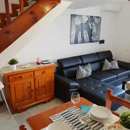 Apartament Beachfront Duplex No 4 With Heated Pool, Close To Sea And Beach, Aircondition, Balcony, Wifi